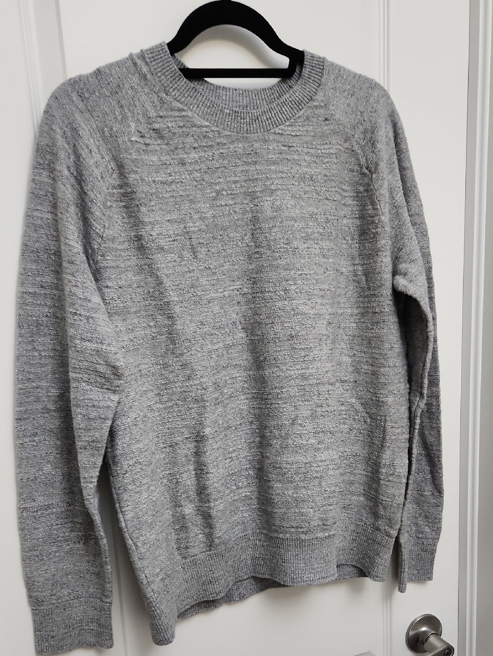 100% Cotton GAP Women's Light Heather Gray Crewneck Sweater